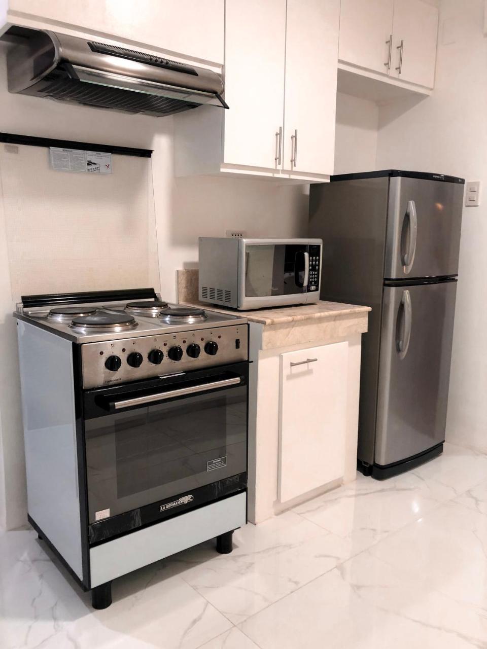 Parque Espana Residence Hotel Muntinlupa City Eksteriør bilde